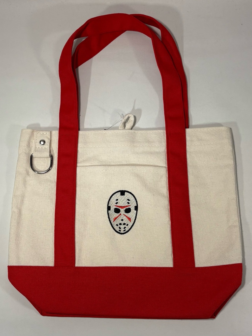 🔪 [NEW] SPIRIT HALLOWEEN JASON HOCKEY HOCKEY RED & WHITE VIRAL MINI TOTE BAG 🔪